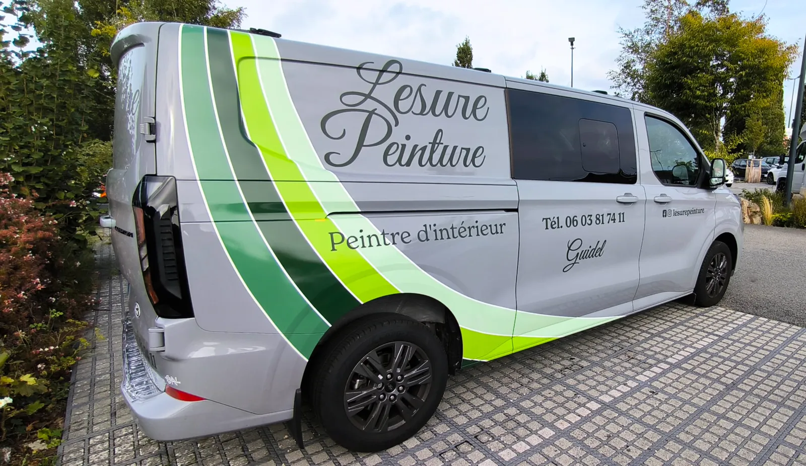 Le camion Lesure Peinture, peintre d’intérieur à Guidel